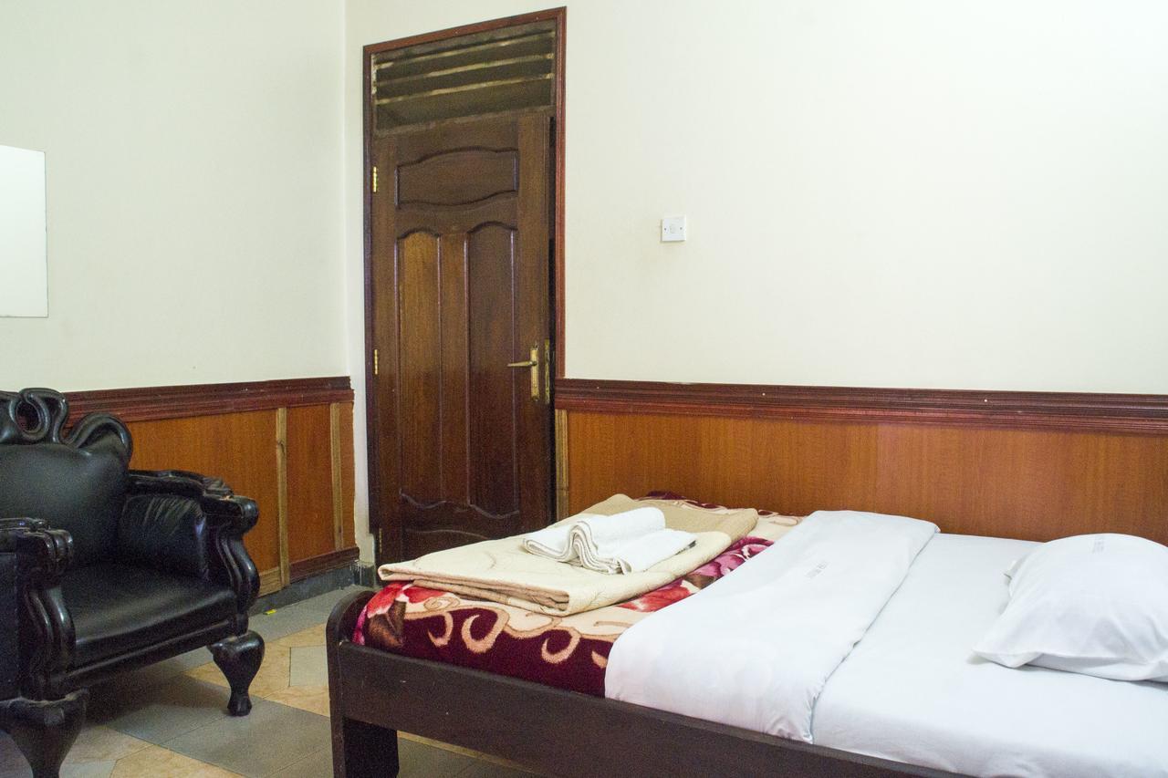 Rays Hotel Mbarara Exterior foto
